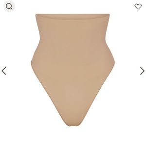 SKIMS size small thong shape wear NEVER WORN